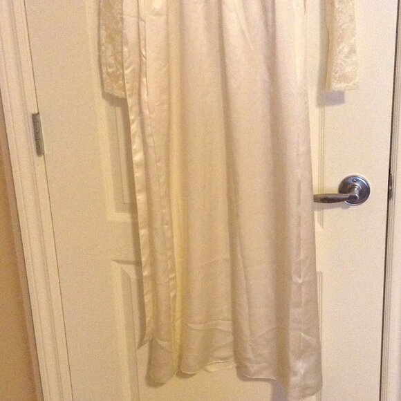 Vintage Marks & Spencer Lace Cream Bathrobe Robe Size UK 8-10 Lingerie - Picture 7 of 11
